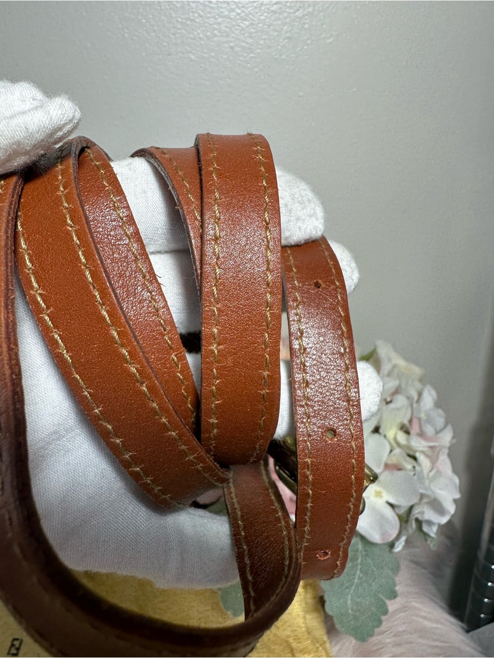 Vintage FENDI crossbody bag - Picture 8 of 15